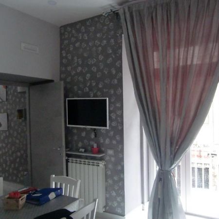 Guesthouse Aaron2 Napoli Eksteriør billede
