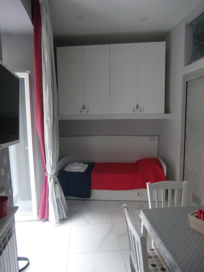 Guesthouse Aaron2 Napoli Eksteriør billede
