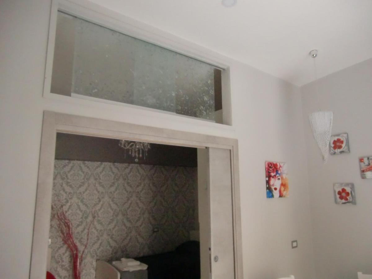 Guesthouse Aaron2 Napoli Eksteriør billede